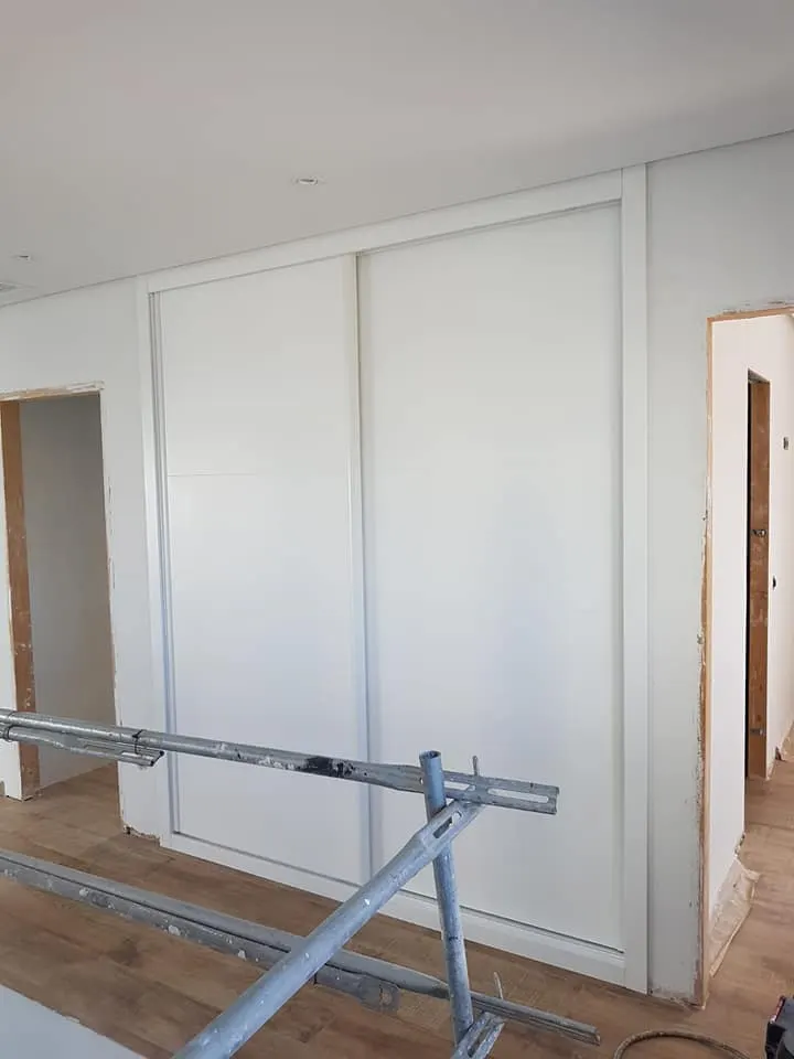 Armario empotrable a medida dk muebles