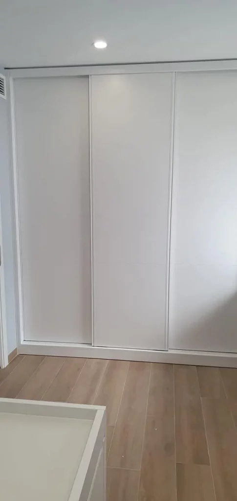 Armario empotrable a medida dk muebles