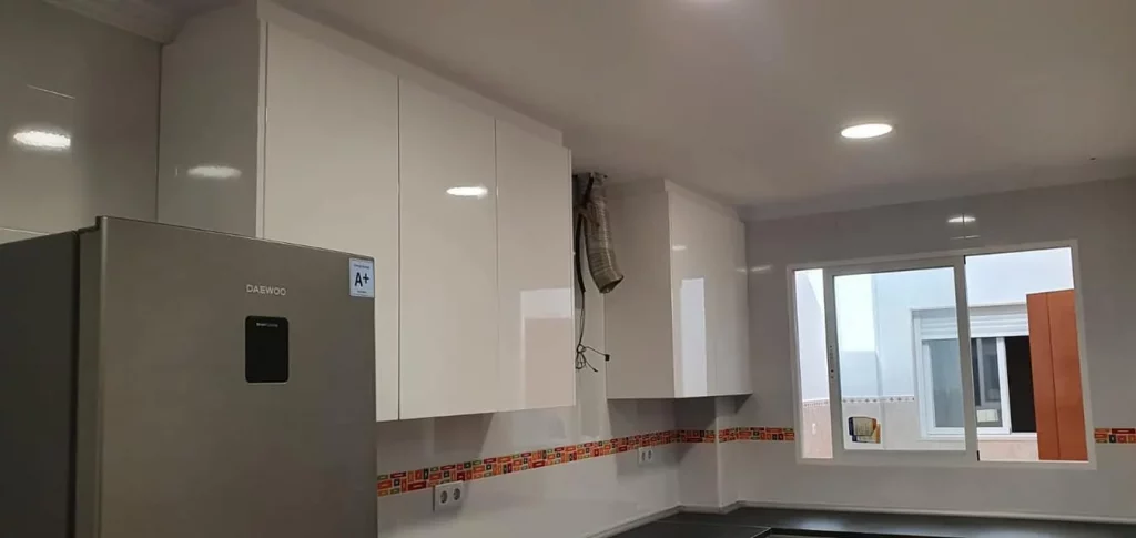 Cocina moderna a medida dk muebles
