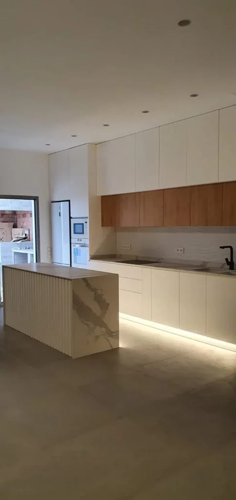 Cocina moderna a medida dk muebles