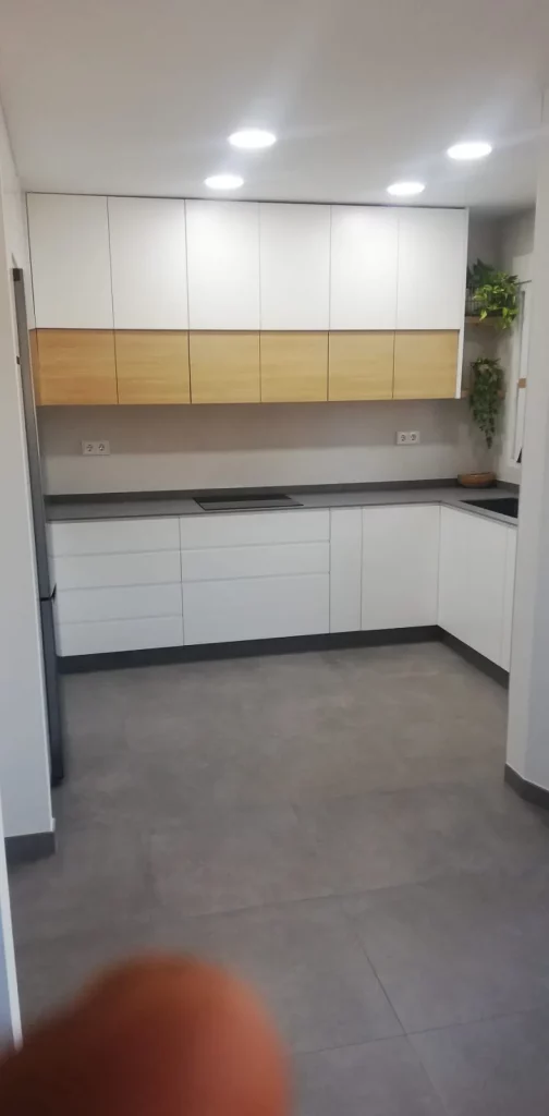 Cocina moderna a medida dk muebles