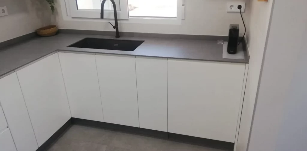 Cocina moderna a medida dk muebles