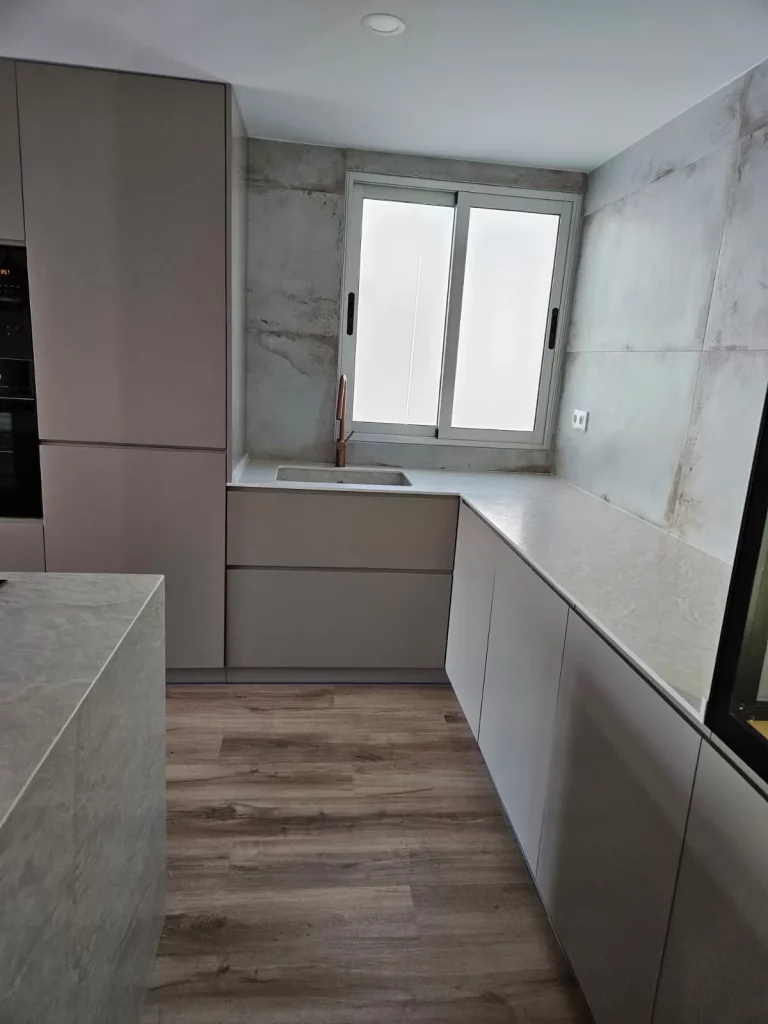 Cocina moderna a medida dk muebles