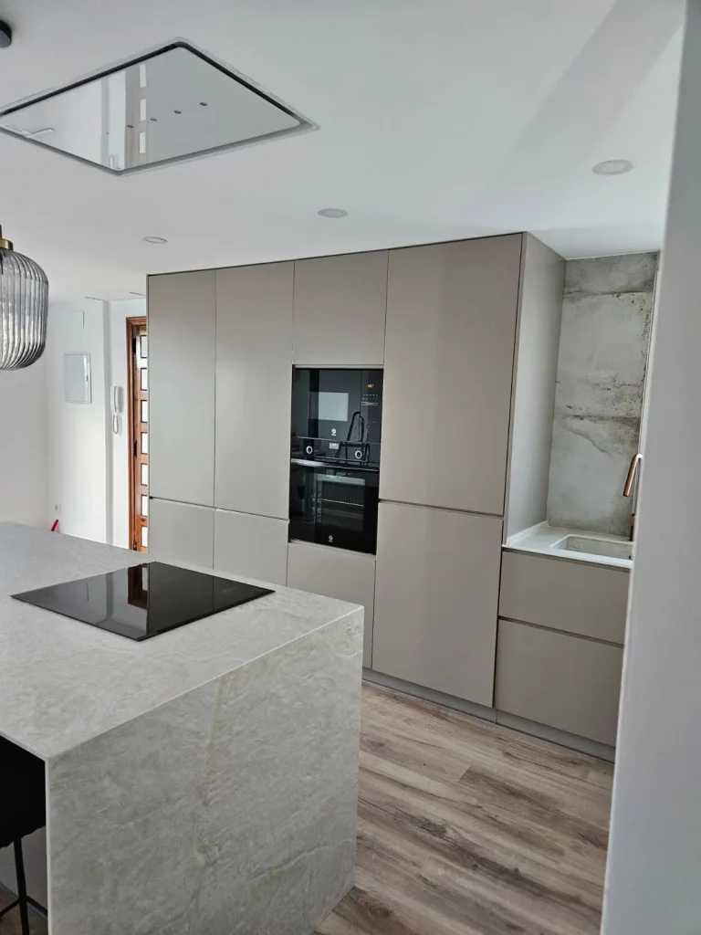 Cocina moderna a medida dk muebles