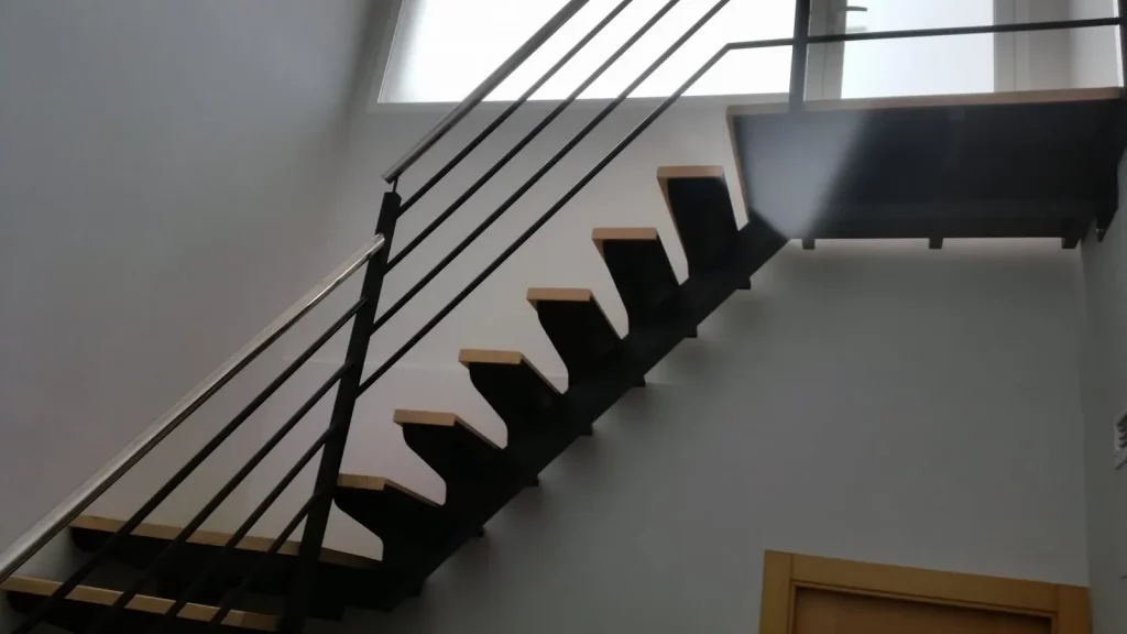Escalera madera a medida dk muebles