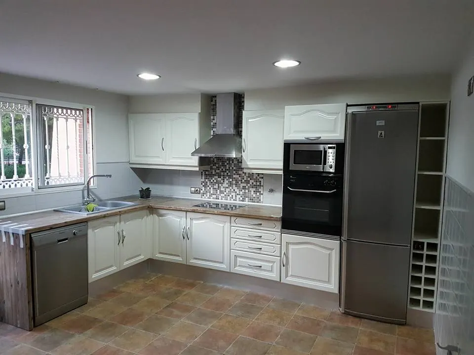 Mueble lacado cliente dk muebles