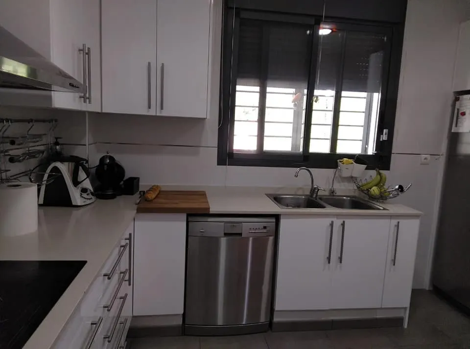 Mueble lacado cliente dk muebles