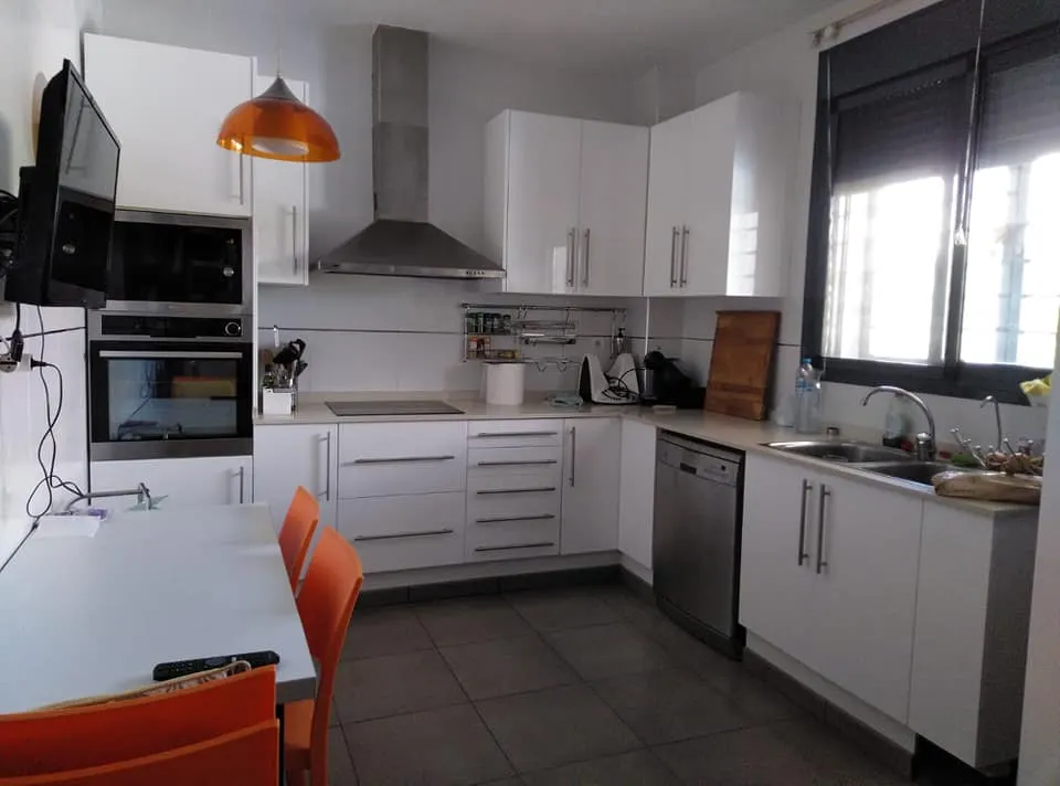 Mueble lacado cliente dk muebles